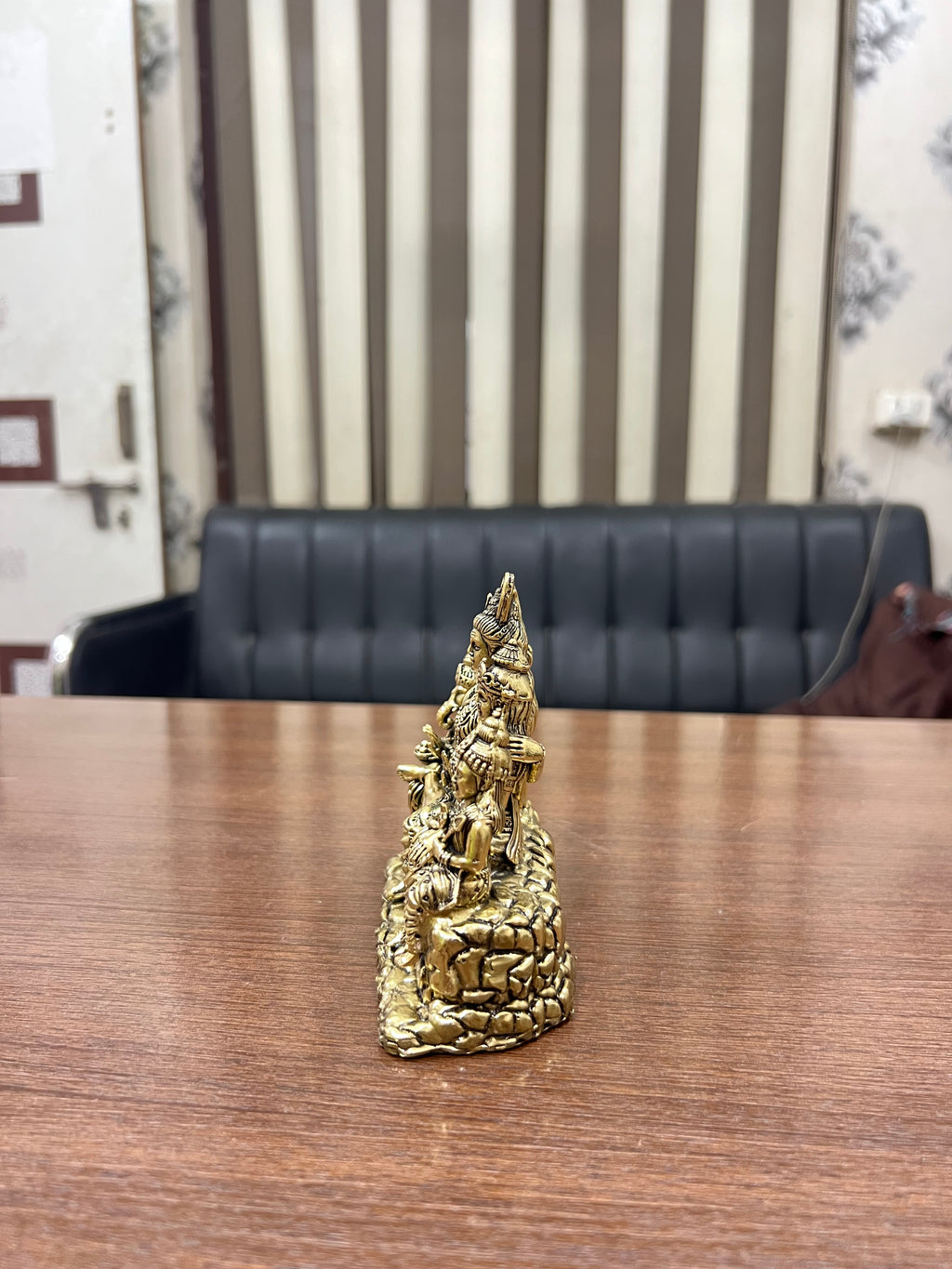 The Divine Family: Handcrafted Brass Shiv Parivar. 4.2 tall 310grm