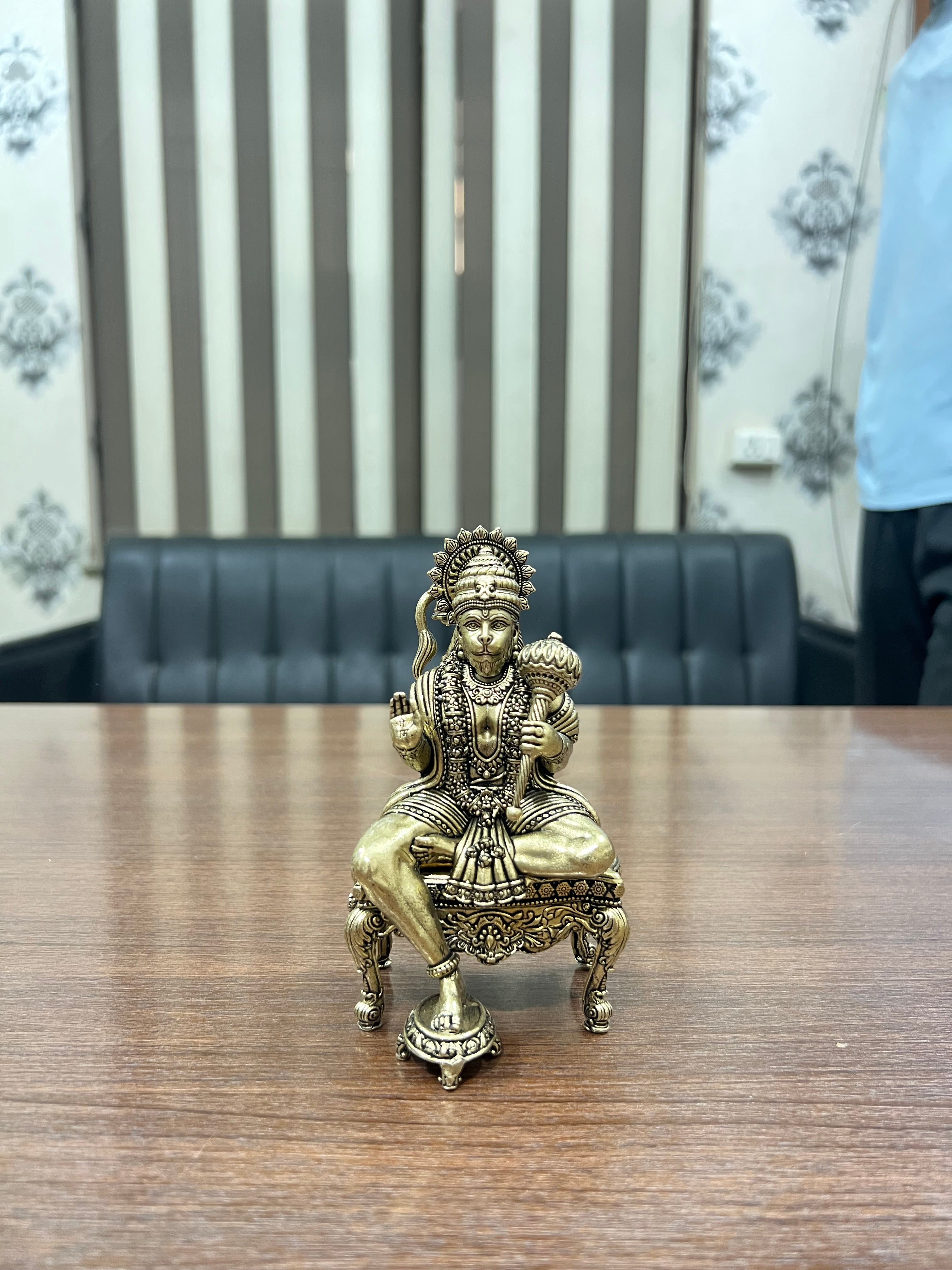 Divine Bajrangbali Hanuman Brass Idol – Handcrafted Strength & Devotion Sculpture. 5.2” height 310grm