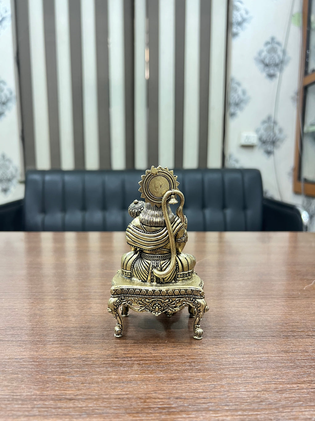 Divine Bajrangbali Hanuman Brass Idol – Handcrafted Strength & Devotion Sculpture. 5.2” height 310grm