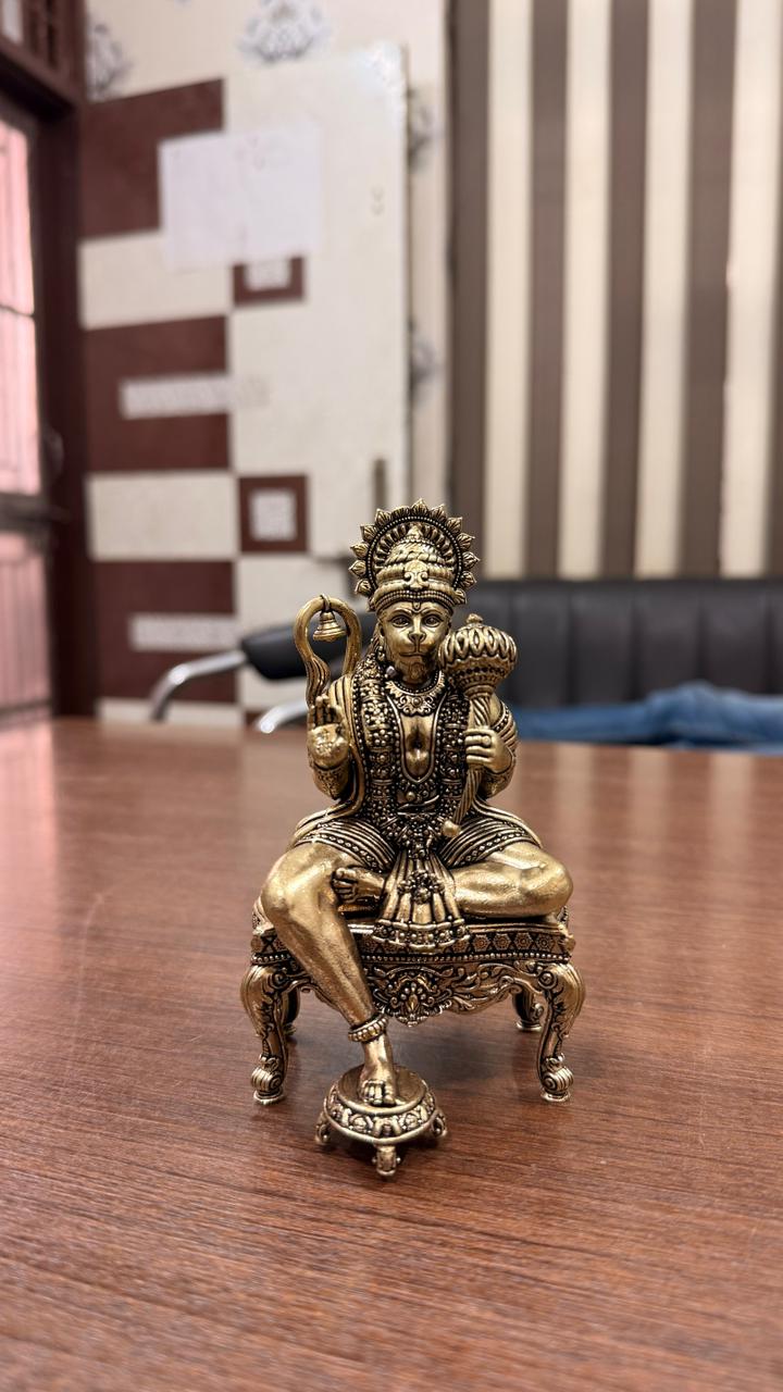 Divine Bajrangbali Hanuman Brass Idol – Handcrafted Strength & Devotion Sculpture. 5.2” height 310grm